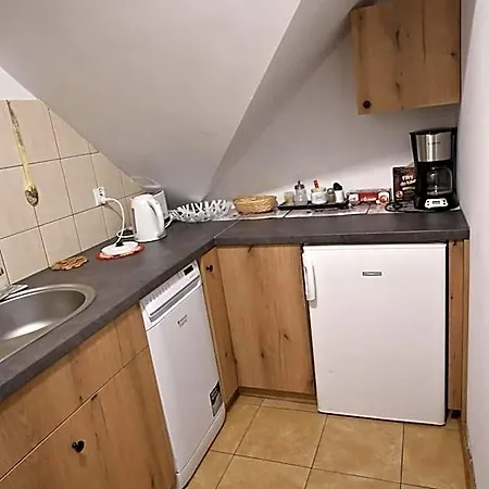 山林小屋 Kocurzonka